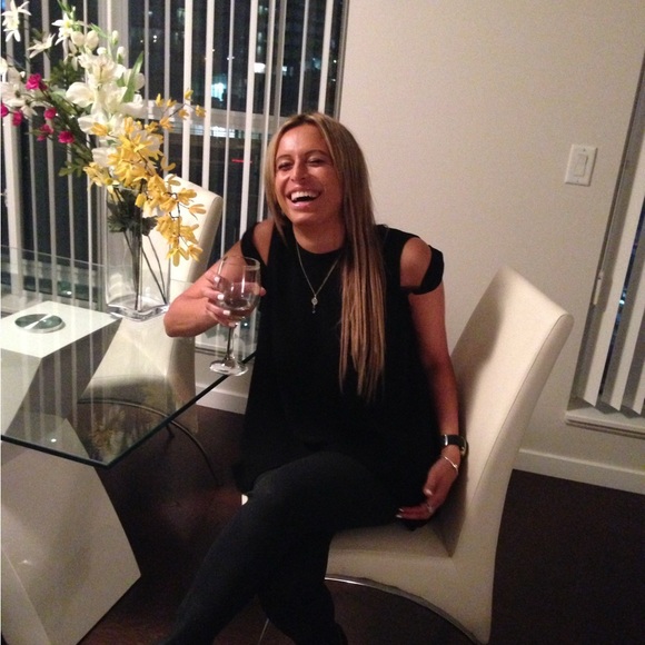 Meet your Posher, Freda - Picture 1 of 1